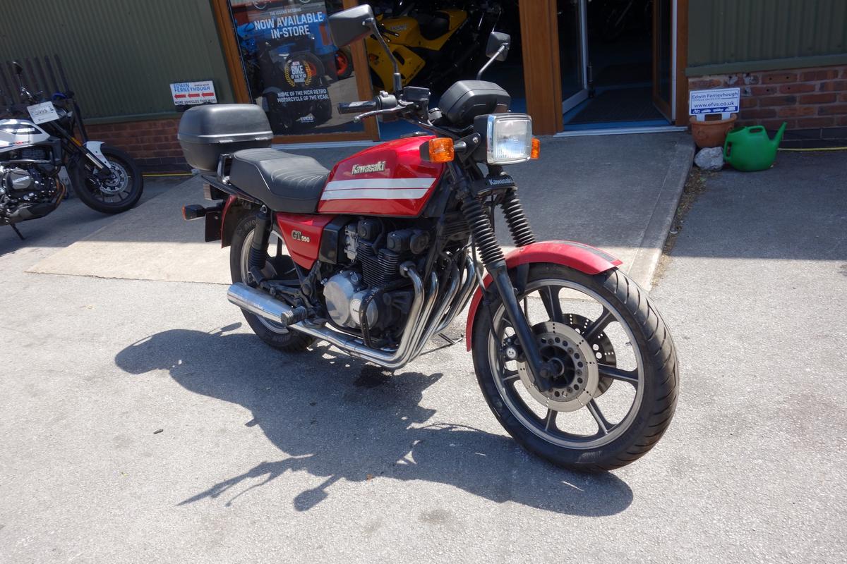 Check out this Kawasaki Z 1992 Petrol Manual