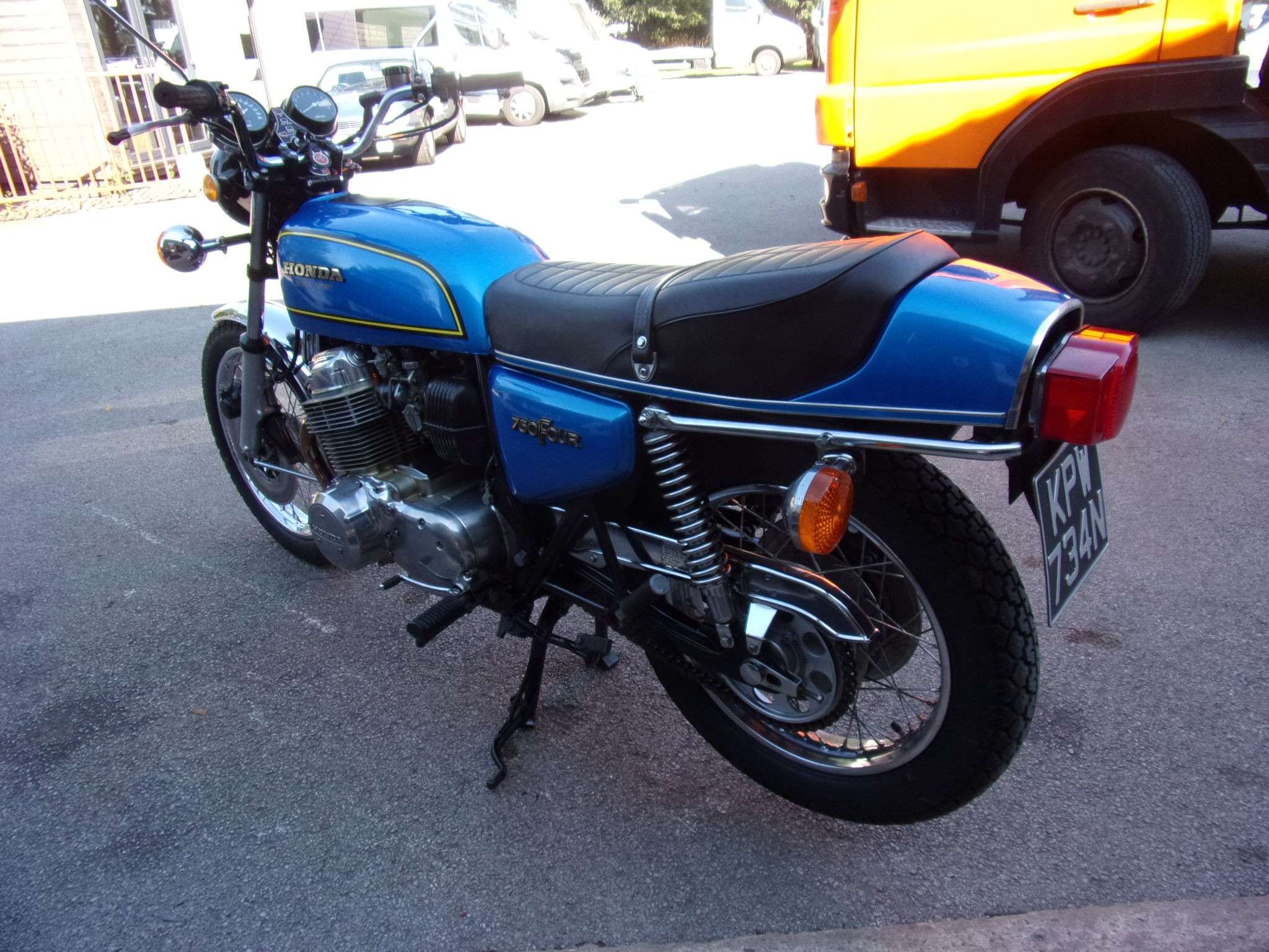 1975 HONDA CB750 1975 HONDA CB750