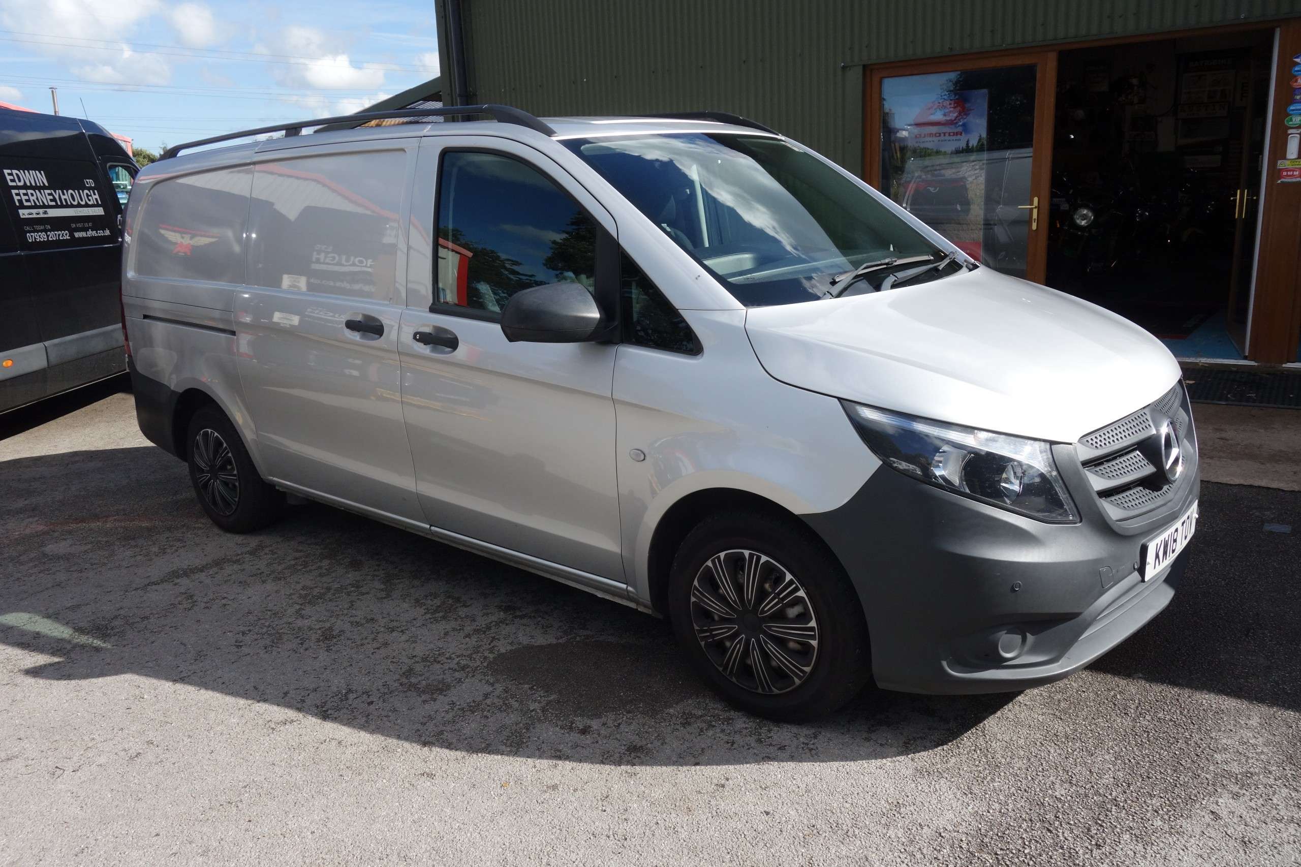 A 2018 MERCEDES-BENZ VITO 1.6 111 CDI Panel Van 6dr Diesel Manual FWD L2 Euro 6 (114 ps) A 2018 MERCEDES-BENZ VITO 1.6 111 CDI Panel Van 6dr Diesel Manual FWD L2 Euro 6 (114 ps)