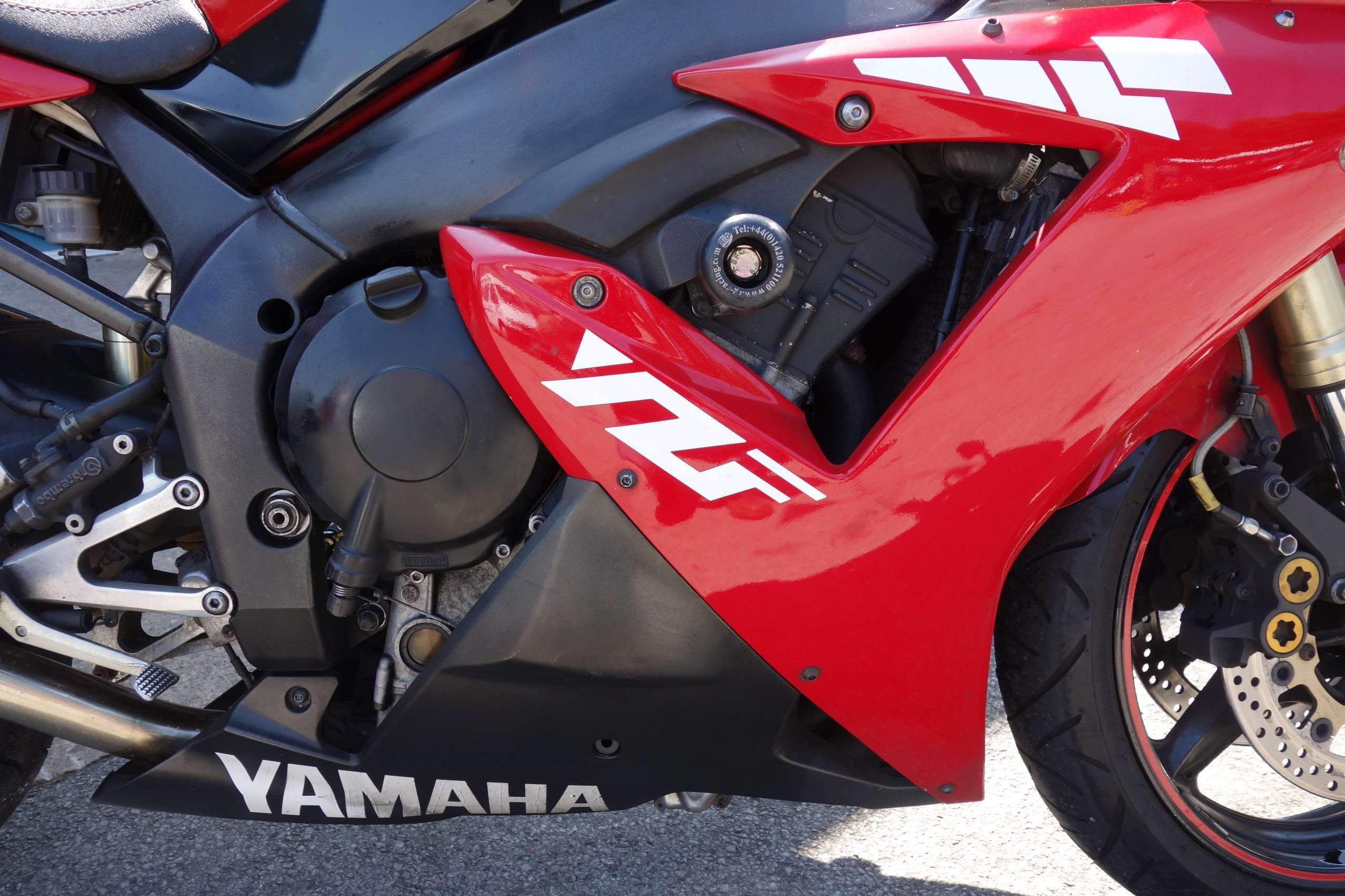 2002 YAMAHA YZF-R1 2002 YAMAHA YZF-R1