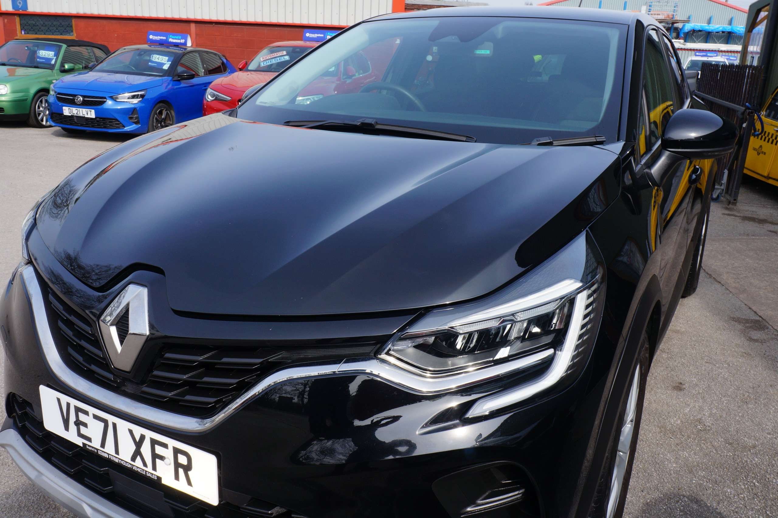 2022 RENAULT CAPTUR 2022 RENAULT CAPTUR