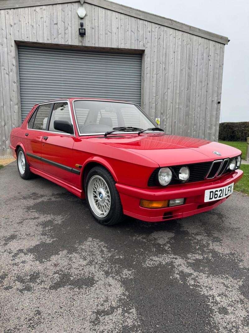 Check out this BMW M5 1987 Petrol Automatic