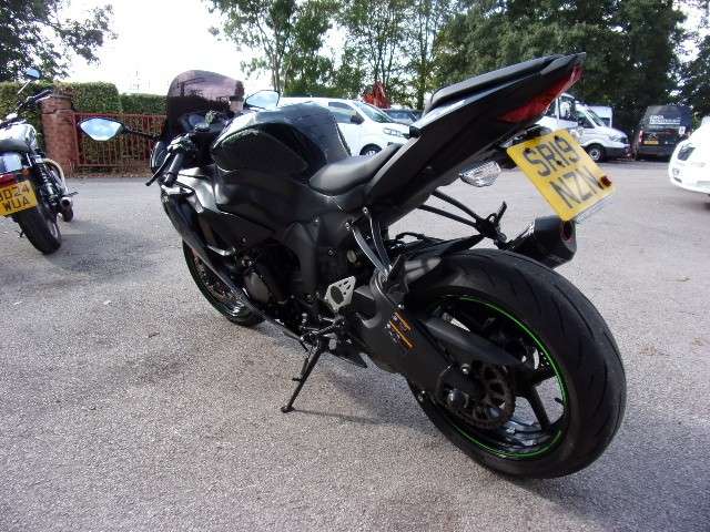 2019 KAWASAKI ZX 2019 KAWASAKI ZX