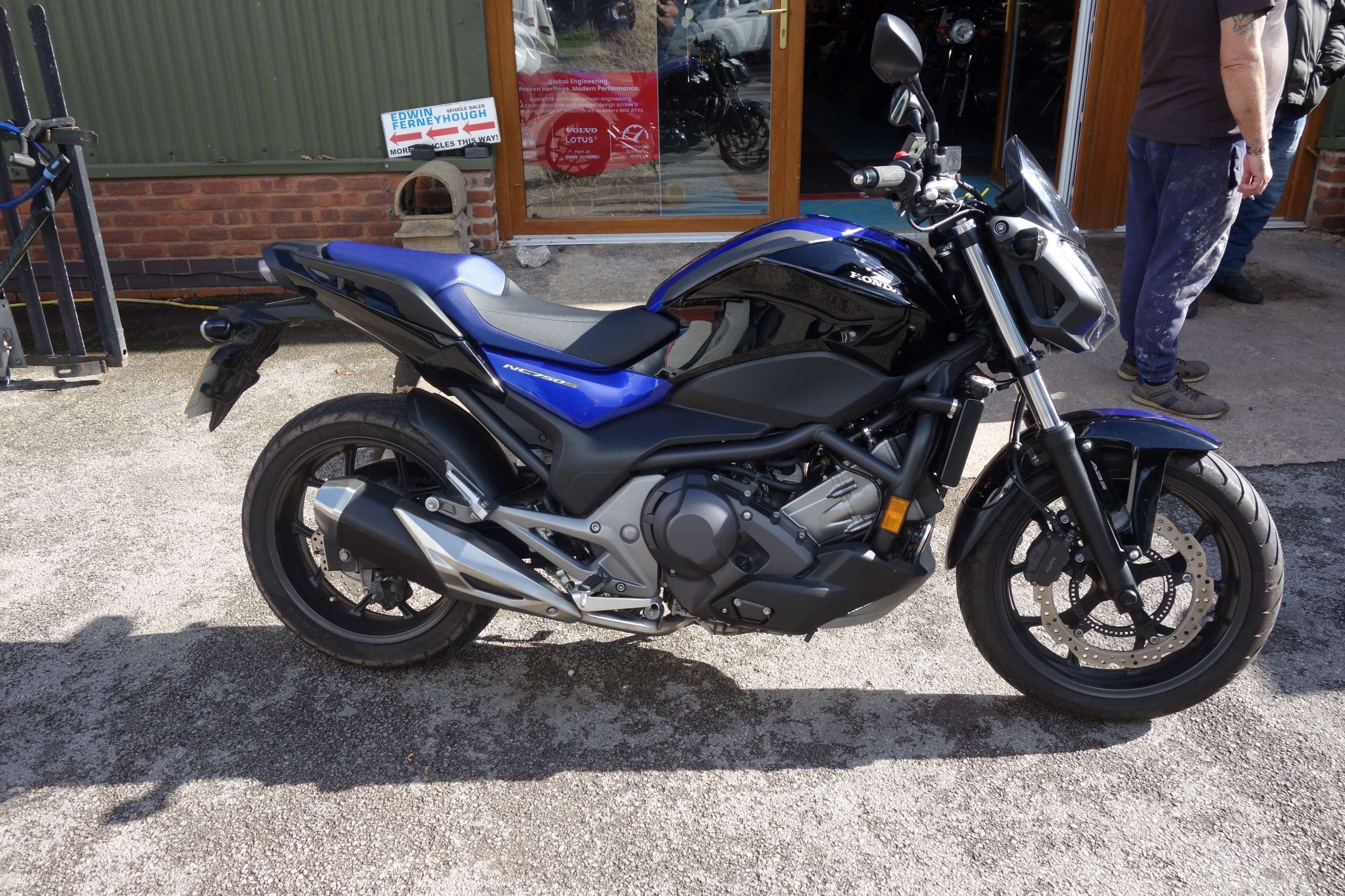 A 2019 HONDA NC750 750 Naked Petrol DCT Euro 4 (54 ps) A 2019 HONDA NC750 750 Naked Petrol DCT Euro 4 (54 ps)