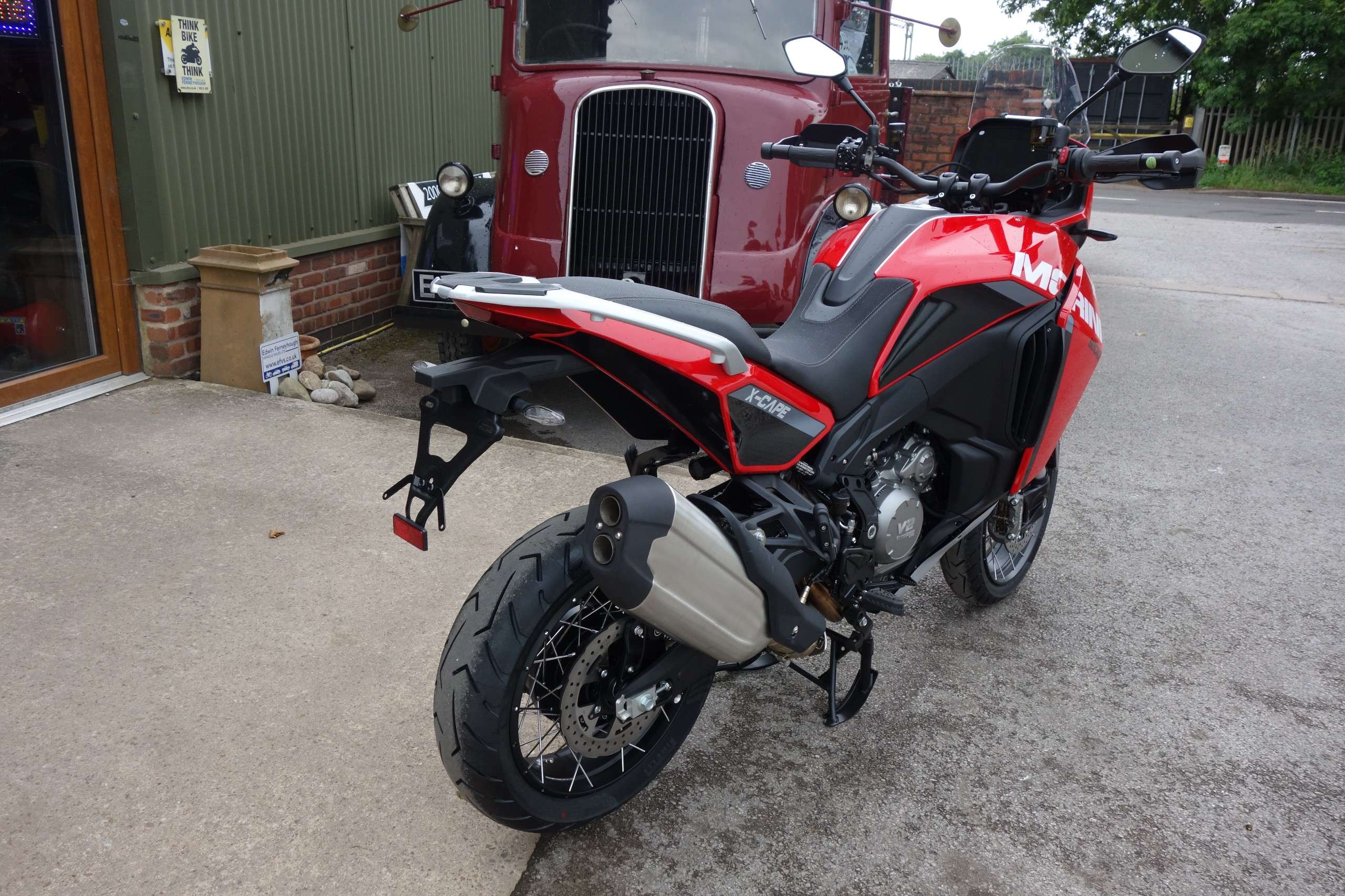 A 2026 MOTO MORINI X-CAPE 1200 A 2026 MOTO MORINI X-CAPE 1200