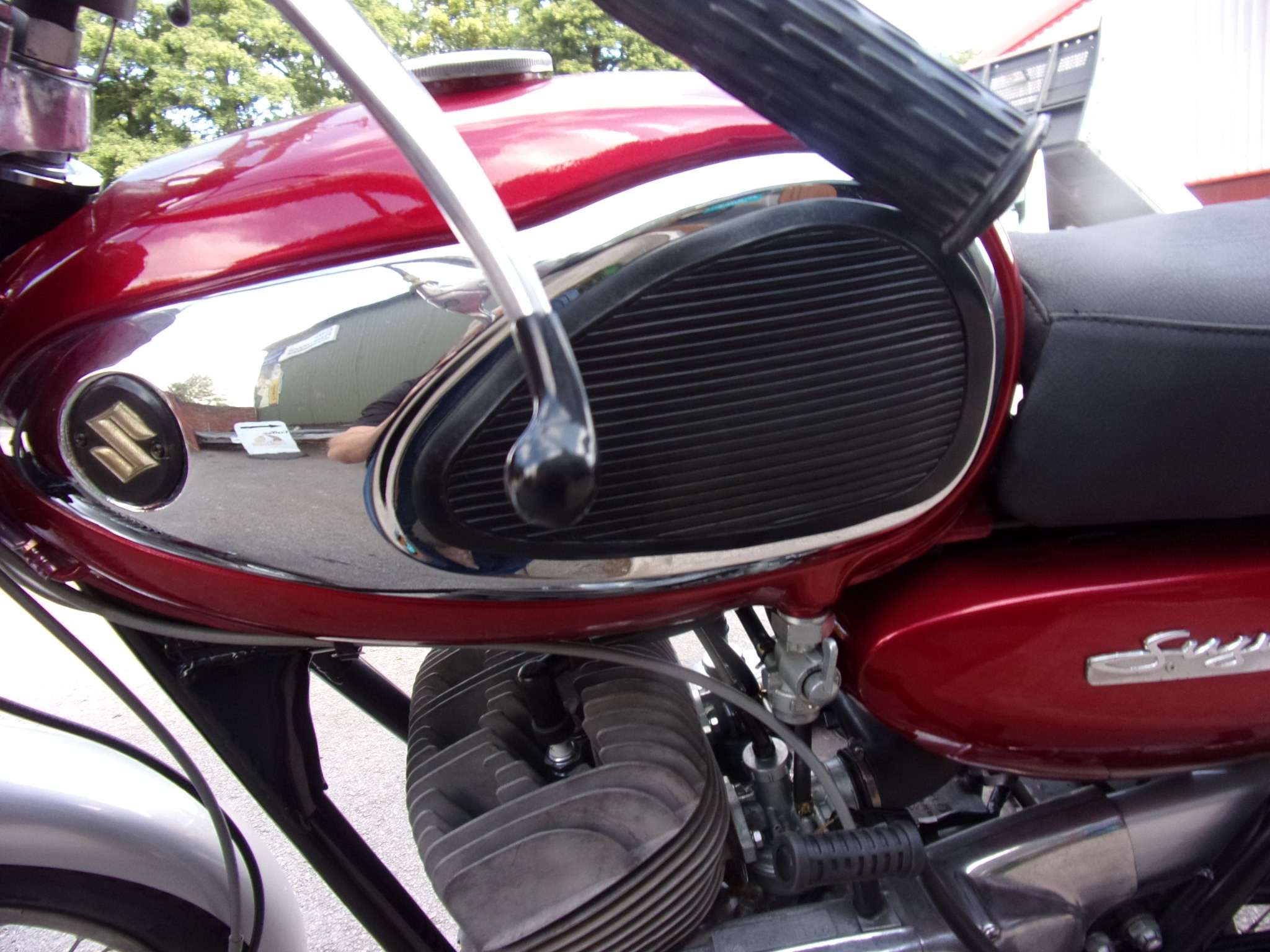 2022 SUZUKI T200 2022 SUZUKI T200