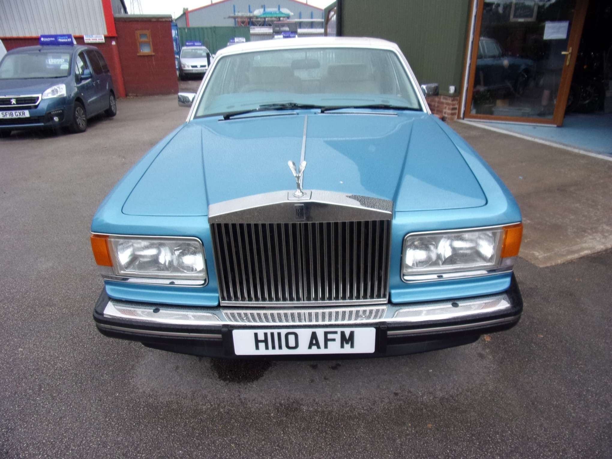 1991 ROLLS-ROYCE SILVER SPIRIT 1991 ROLLS-ROYCE SILVER SPIRIT
