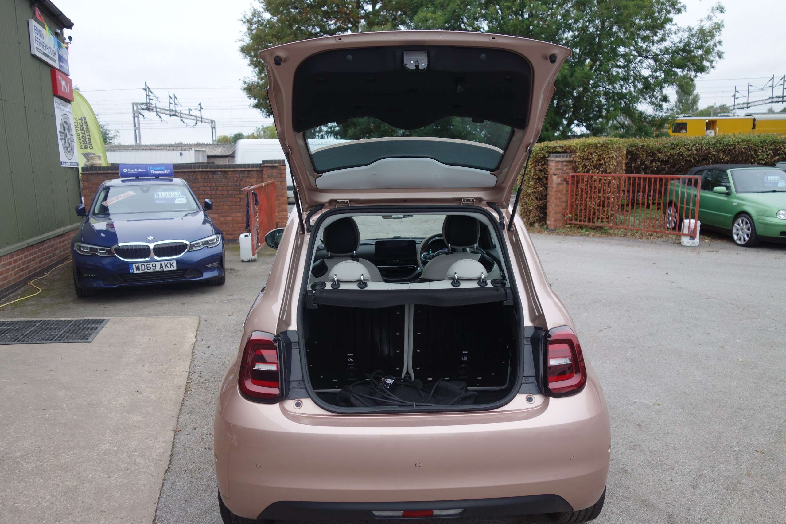 2022 FIAT 500E 2022 FIAT 500E