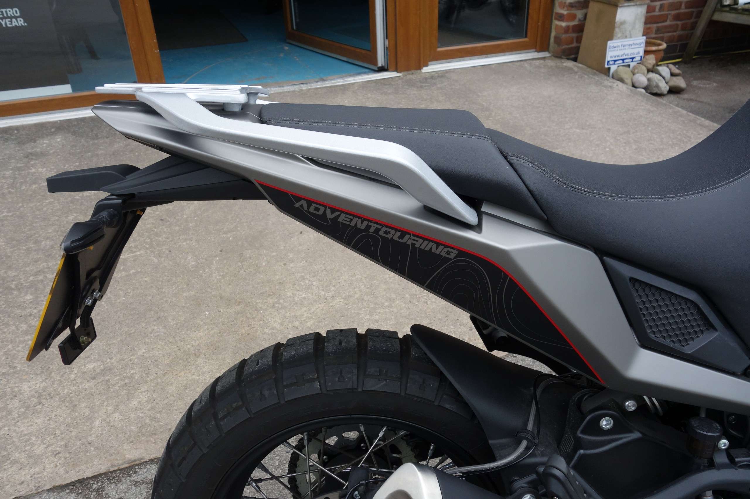 2025 MOTO MORINI X-CAPE 2025 MOTO MORINI X-CAPE