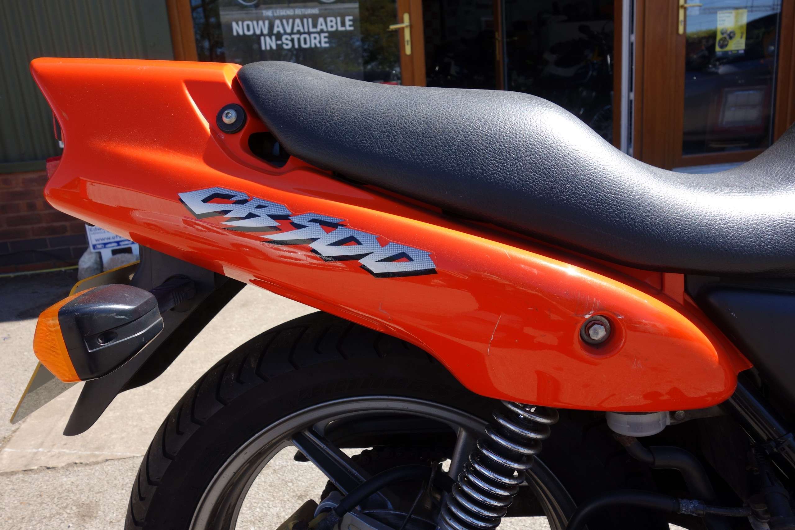 1999 HONDA CB 1999 HONDA CB