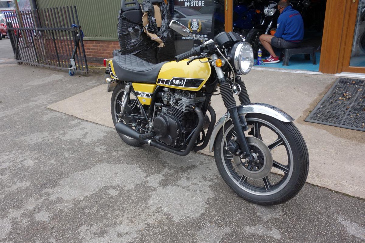 Check out this Yamaha Xs 1979 Petrol Manual