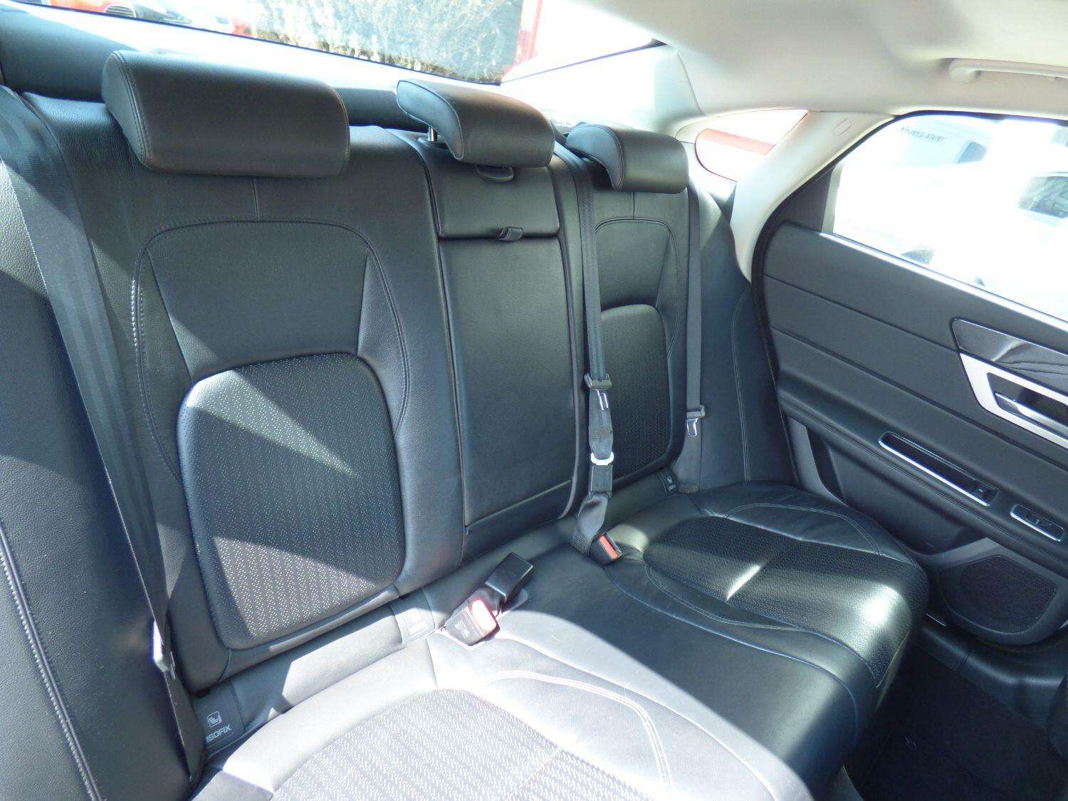 2015 JAGUAR XF 2015 JAGUAR XF