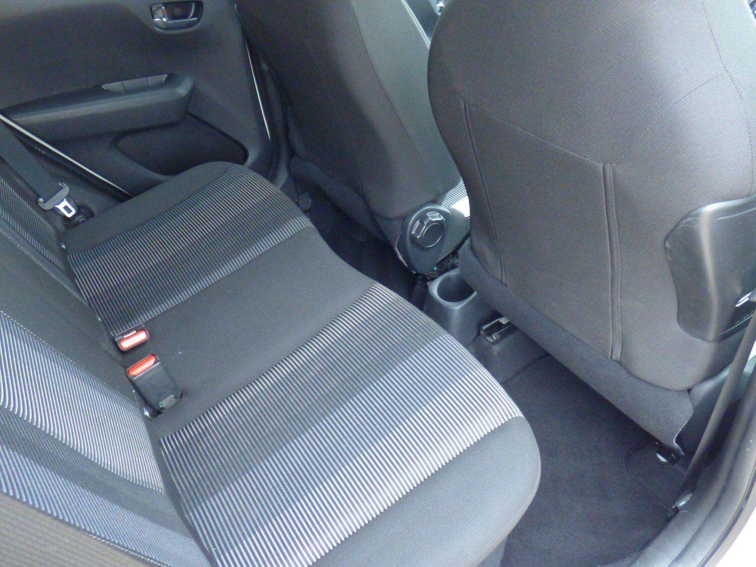 2017 PEUGEOT 108 2017 PEUGEOT 108