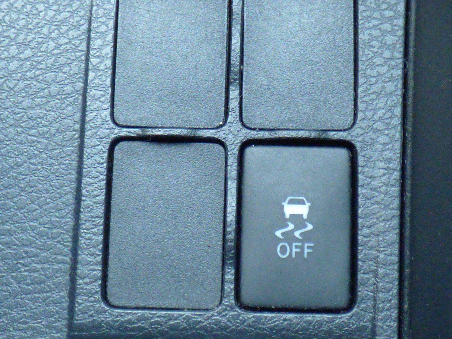 2015 TOYOTA YARIS 2015 TOYOTA YARIS