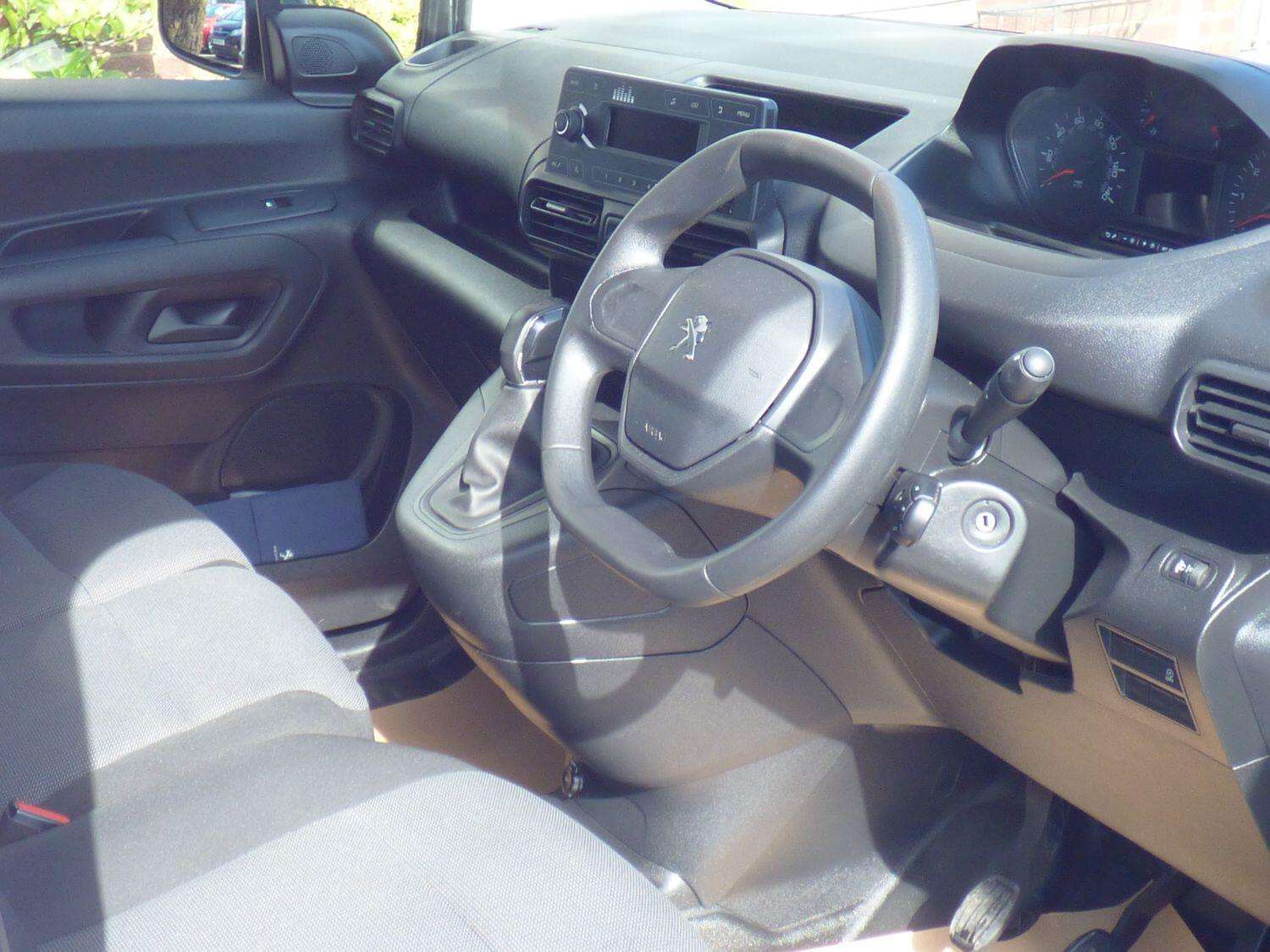 2020 PEUGEOT PARTNER 2020 PEUGEOT PARTNER