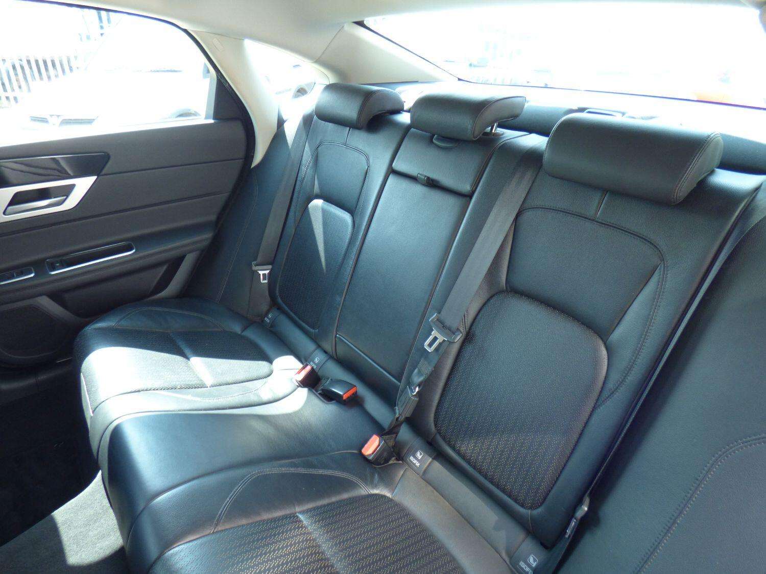 2015 JAGUAR XF 2015 JAGUAR XF