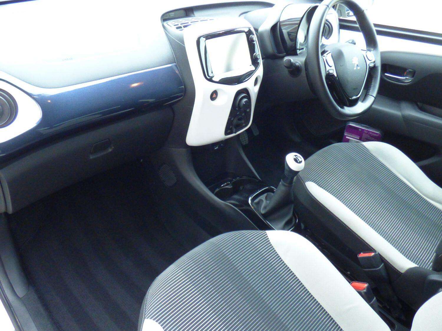 2017 PEUGEOT 108 2017 PEUGEOT 108