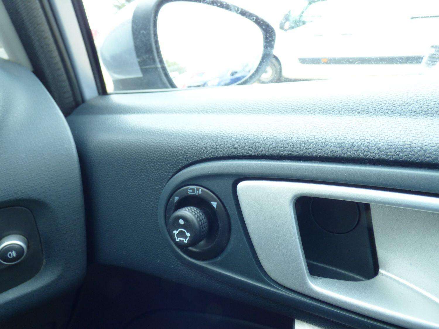 2012 FORD FIESTA 2012 FORD FIESTA