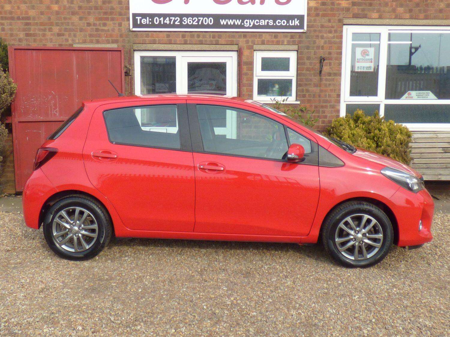 2015 TOYOTA YARIS 2015 TOYOTA YARIS