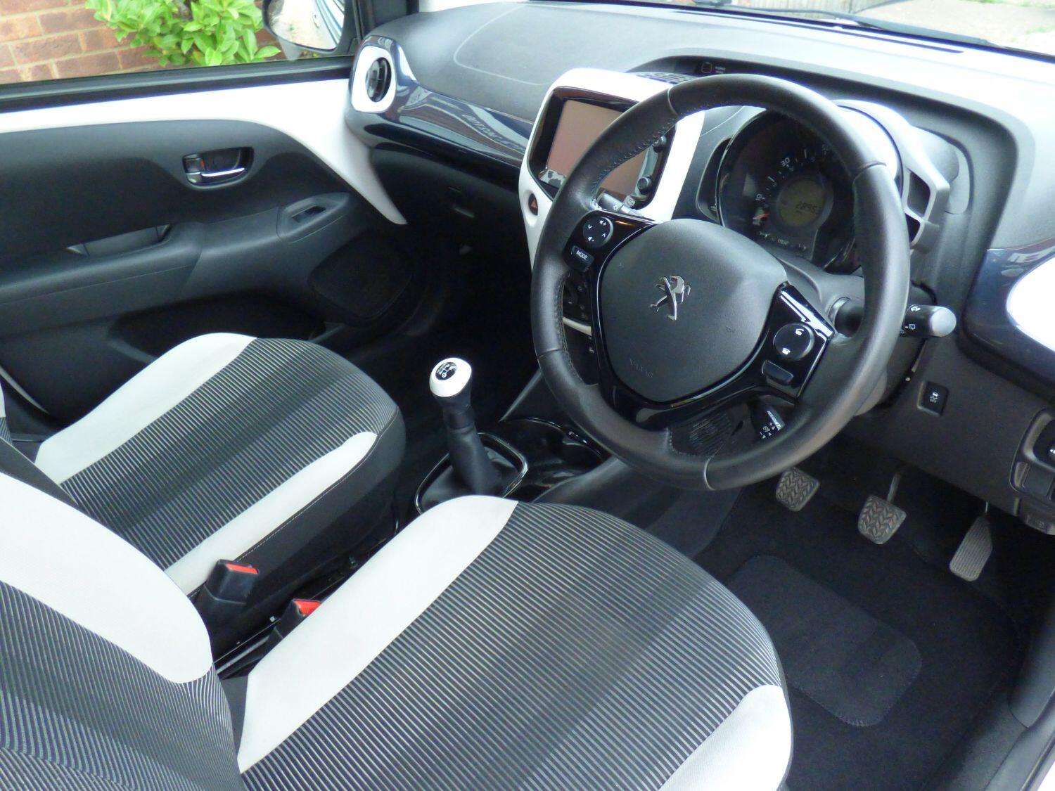 2017 PEUGEOT 108 2017 PEUGEOT 108