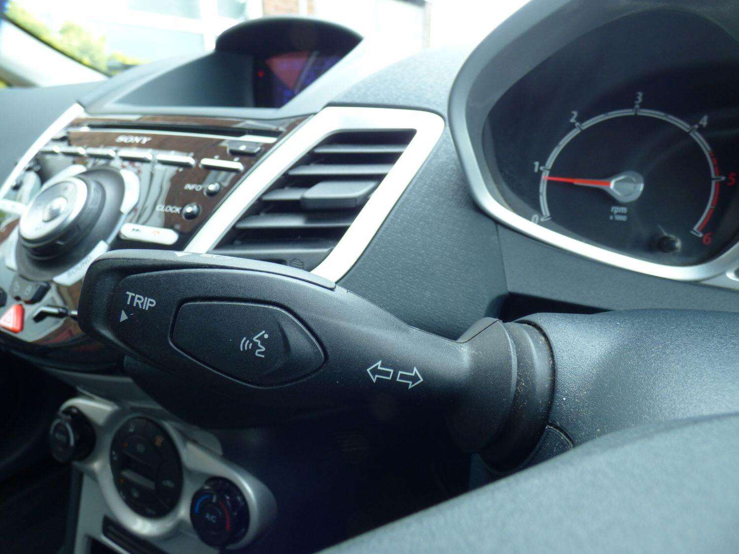 2012 FORD FIESTA 2012 FORD FIESTA