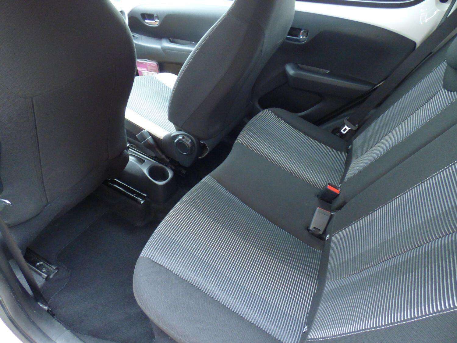 2017 PEUGEOT 108 2017 PEUGEOT 108