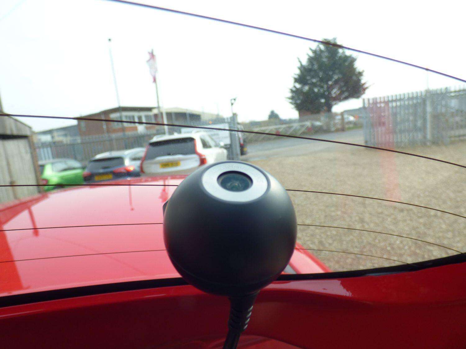 2015 TOYOTA YARIS 2015 TOYOTA YARIS