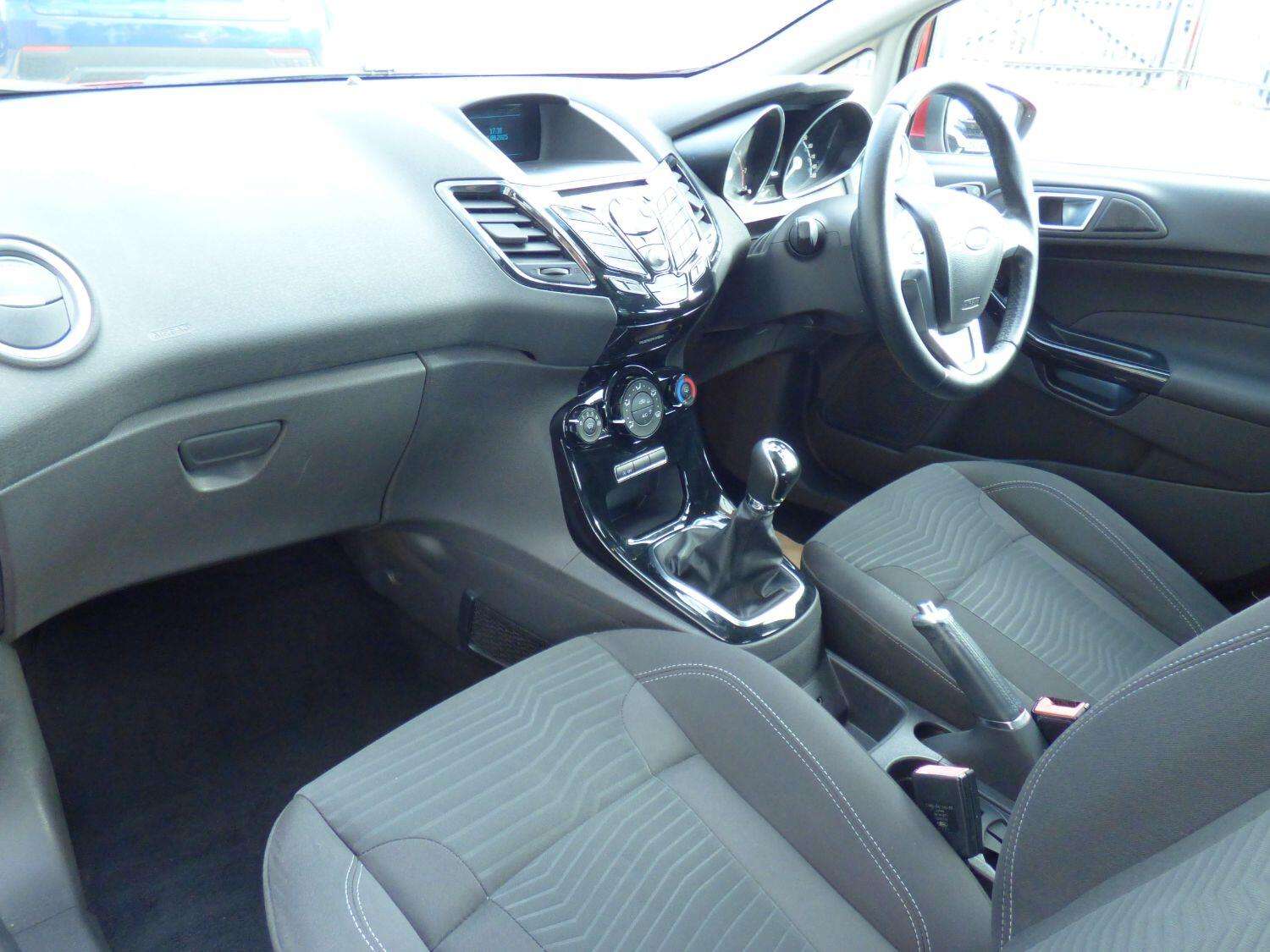 2015 FORD FIESTA 2015 FORD FIESTA