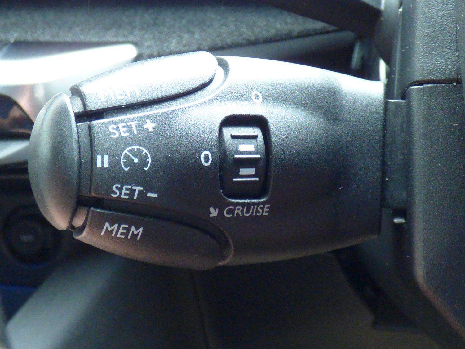 2018 PEUGEOT 3008 2018 PEUGEOT 3008