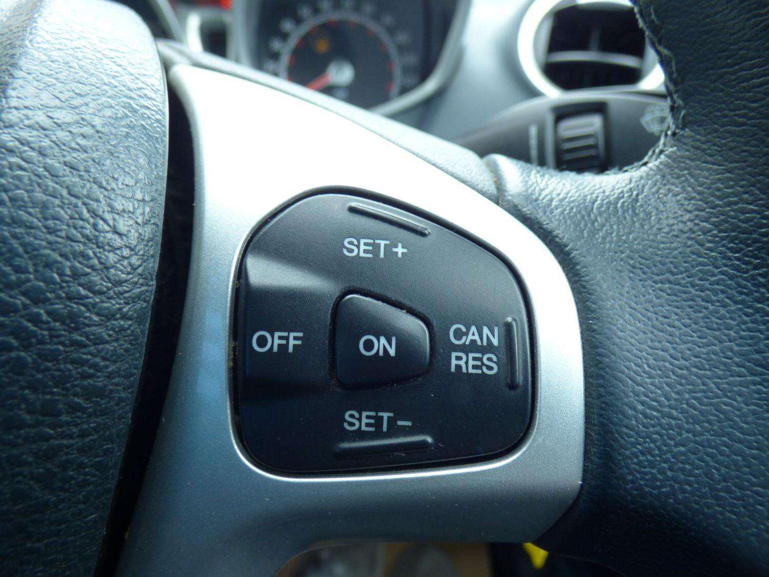 2012 FORD FIESTA 2012 FORD FIESTA