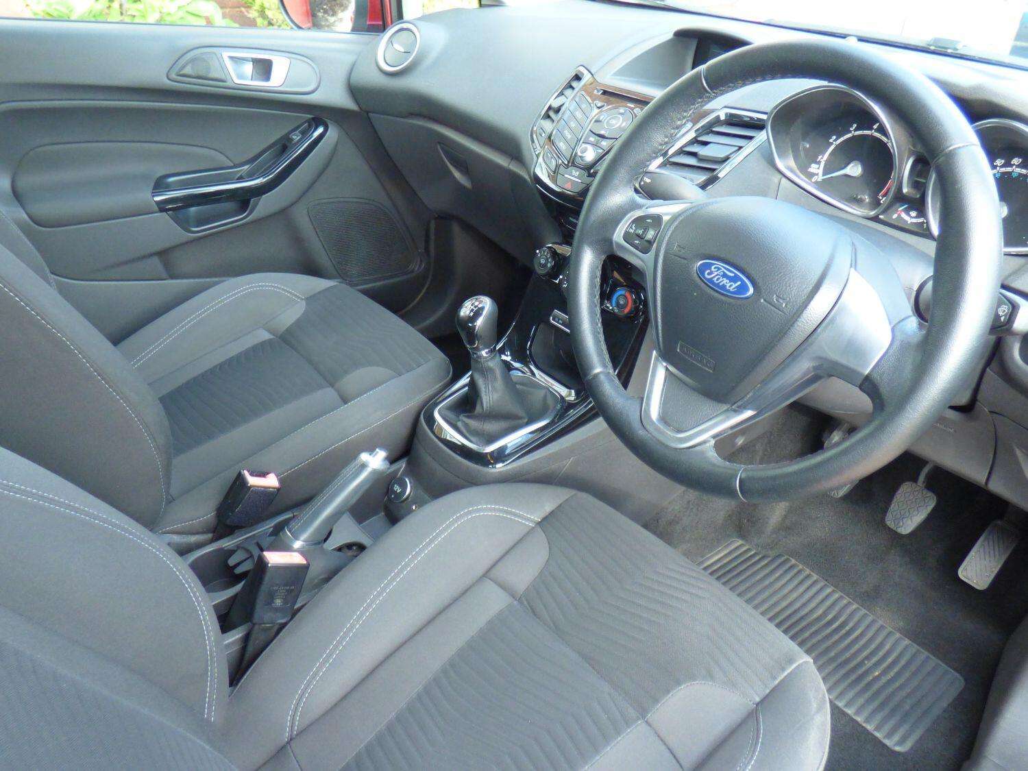 2015 FORD FIESTA 2015 FORD FIESTA