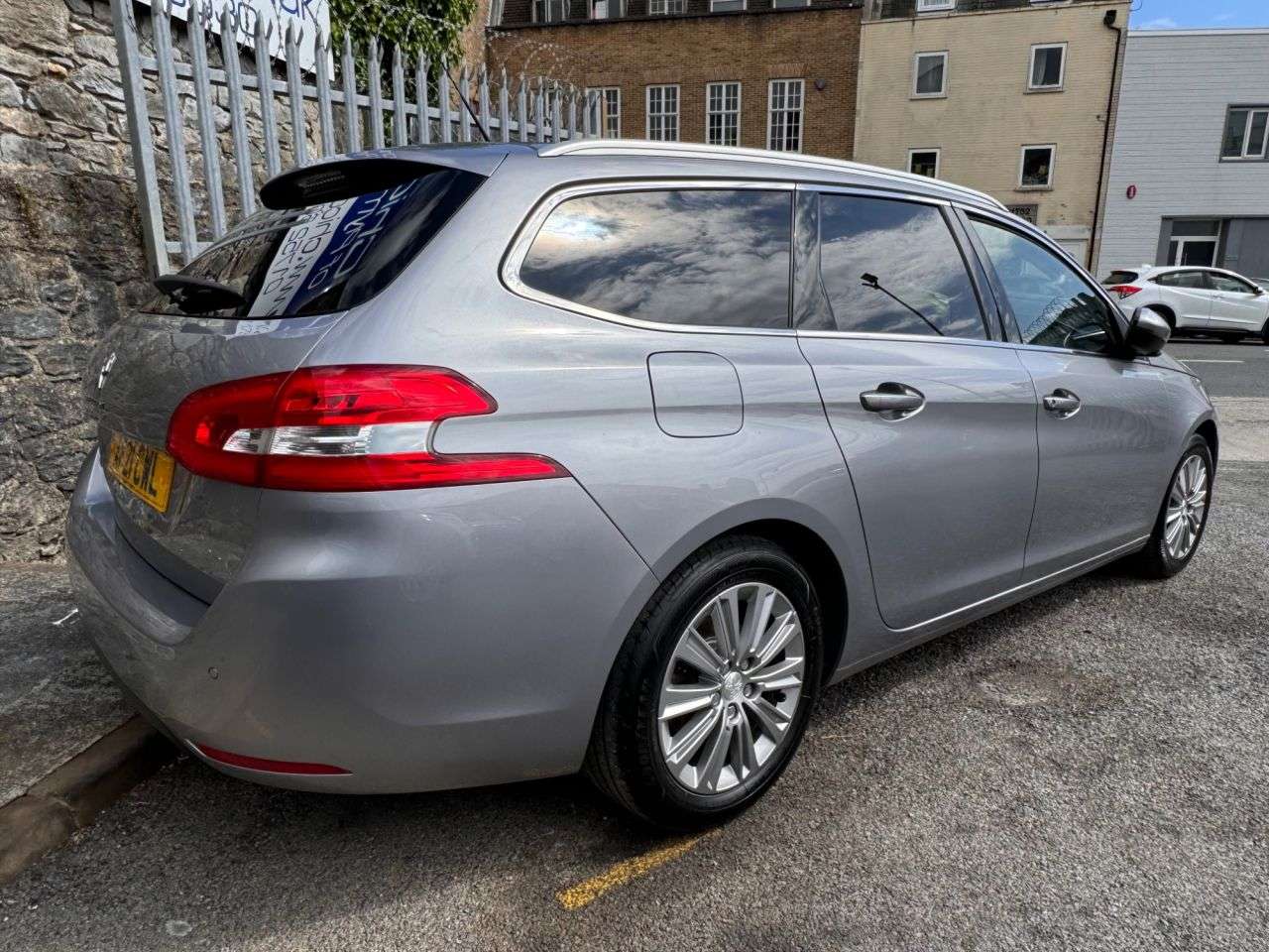 2021 PEUGEOT 308 2021 PEUGEOT 308