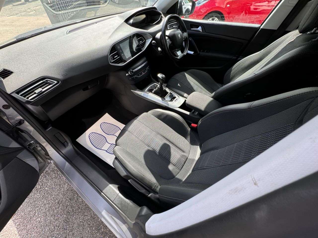 2021 PEUGEOT 308 2021 PEUGEOT 308
