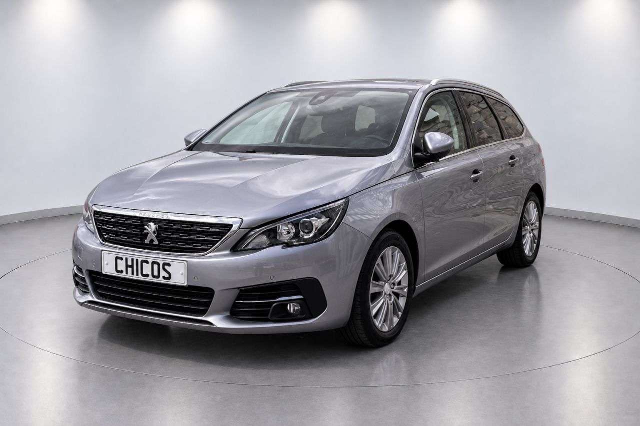 A 2021 PEUGEOT 308 1.5 BLUEHDI S/S SW ALLURE DIGITAL 5d 129 BHP A 2021 PEUGEOT 308 1.5 BLUEHDI S/S SW ALLURE DIGITAL 5d 129 BHP