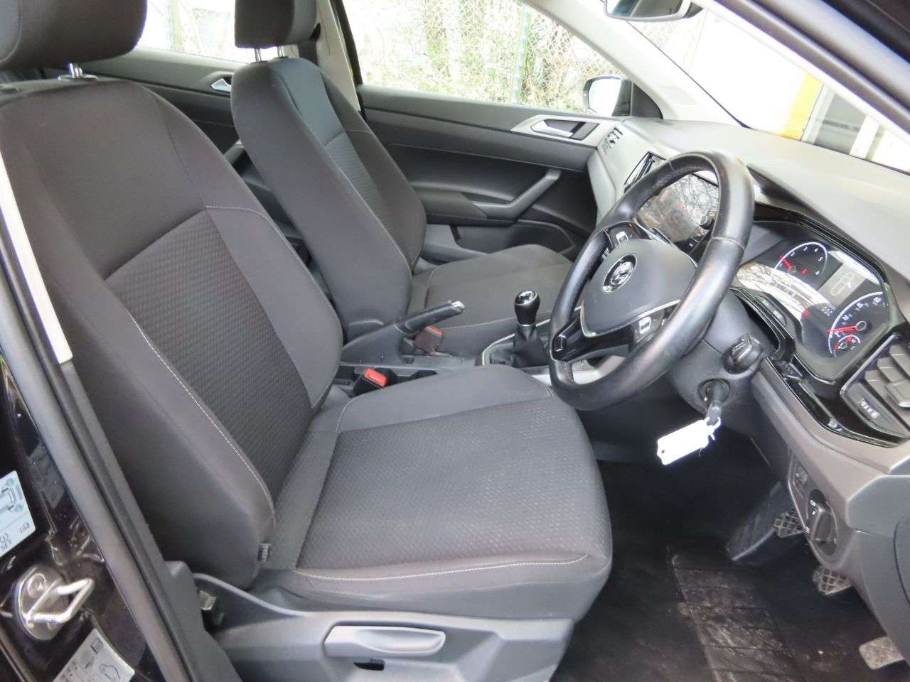 2019 VOLKSWAGEN POLO 2019 VOLKSWAGEN POLO