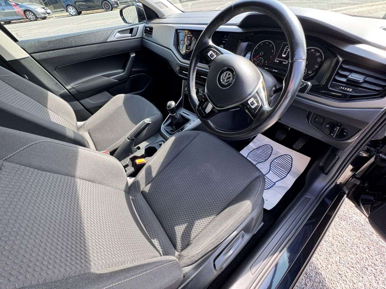 2019 VOLKSWAGEN POLO 2019 VOLKSWAGEN POLO