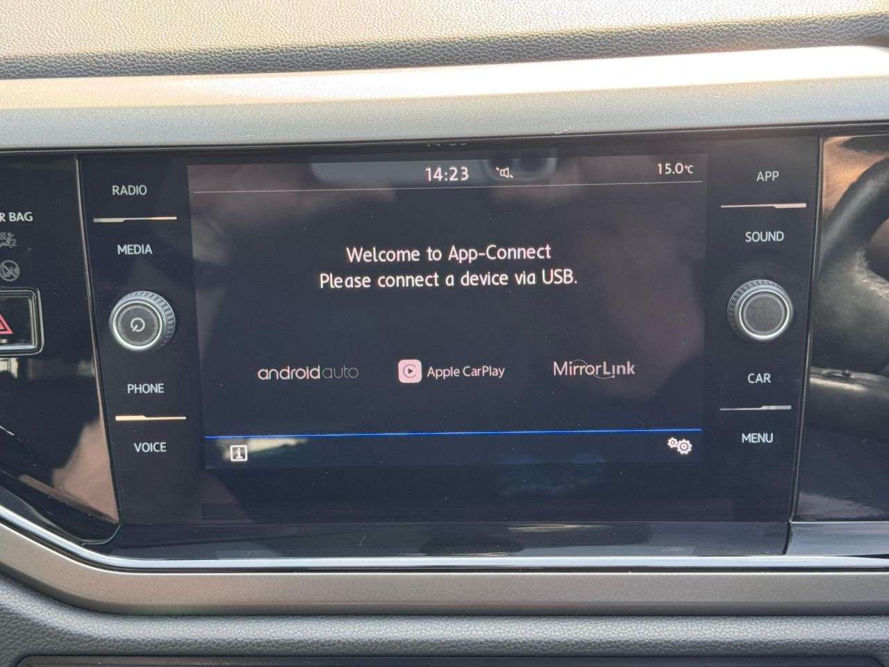 2019 VOLKSWAGEN POLO 2019 VOLKSWAGEN POLO