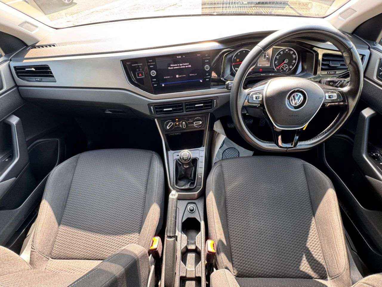 2019 VOLKSWAGEN POLO 2019 VOLKSWAGEN POLO