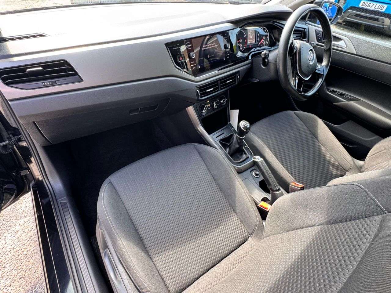 2019 VOLKSWAGEN POLO 2019 VOLKSWAGEN POLO