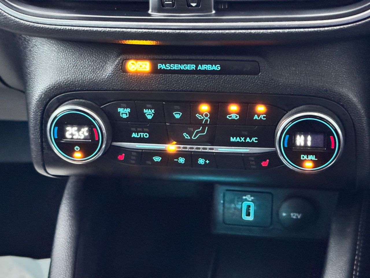 2019 VOLKSWAGEN POLO 2019 VOLKSWAGEN POLO