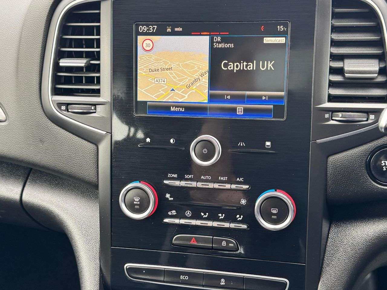 2017 RENAULT MEGANE DIESEL SPORT TOURER 2017 RENAULT MEGANE DIESEL SPORT TOURER