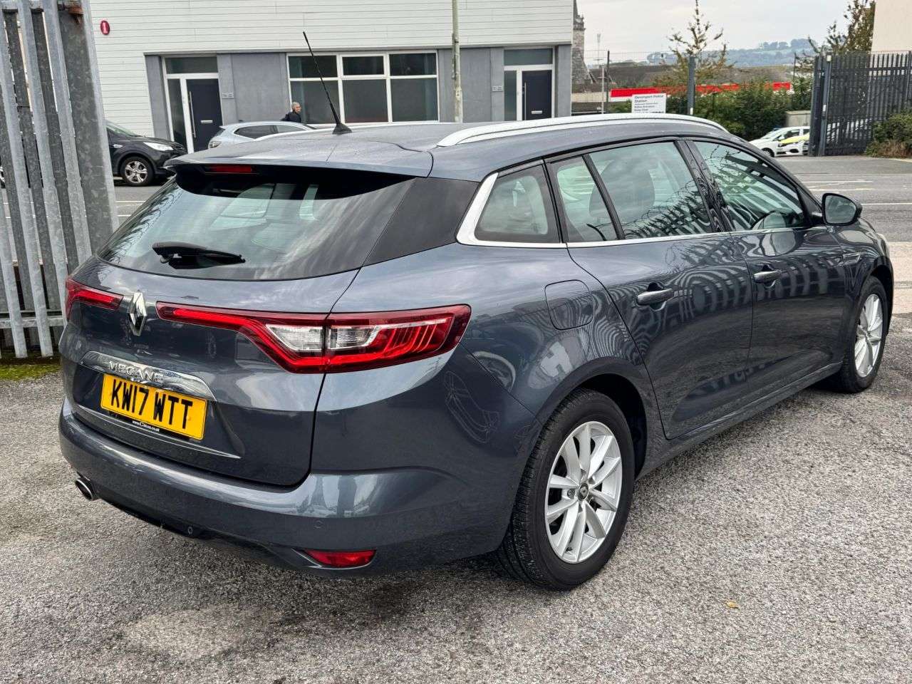 2017 RENAULT MEGANE DIESEL SPORT TOURER 2017 RENAULT MEGANE DIESEL SPORT TOURER