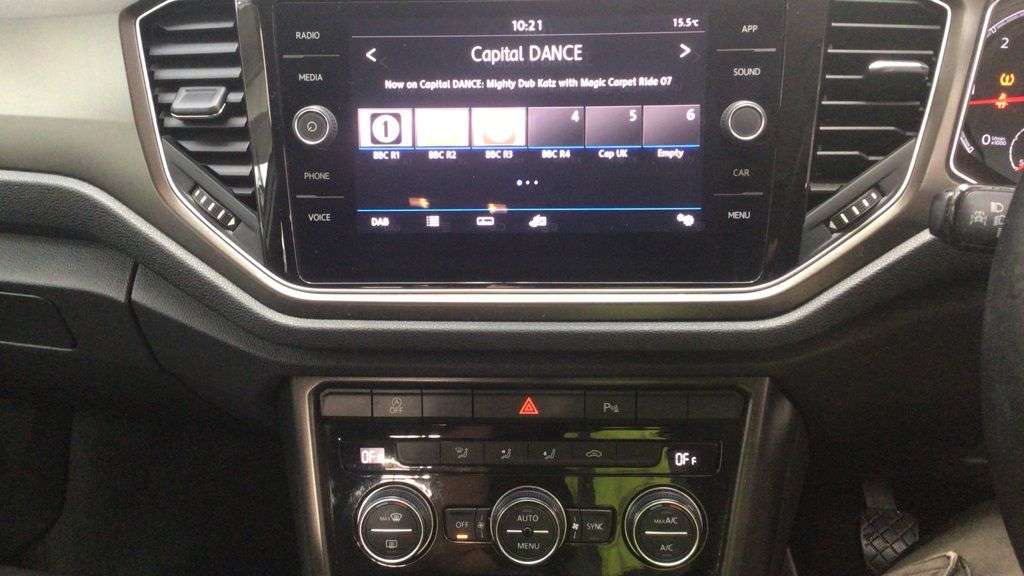 2018 VOLKSWAGEN T-ROC 2018 VOLKSWAGEN T-ROC