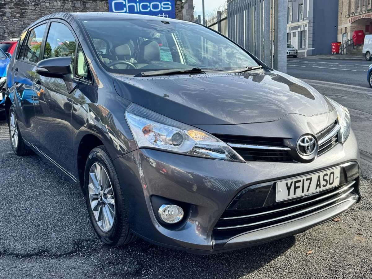 Check out this Toyota Verso 2017 Petrol Manual