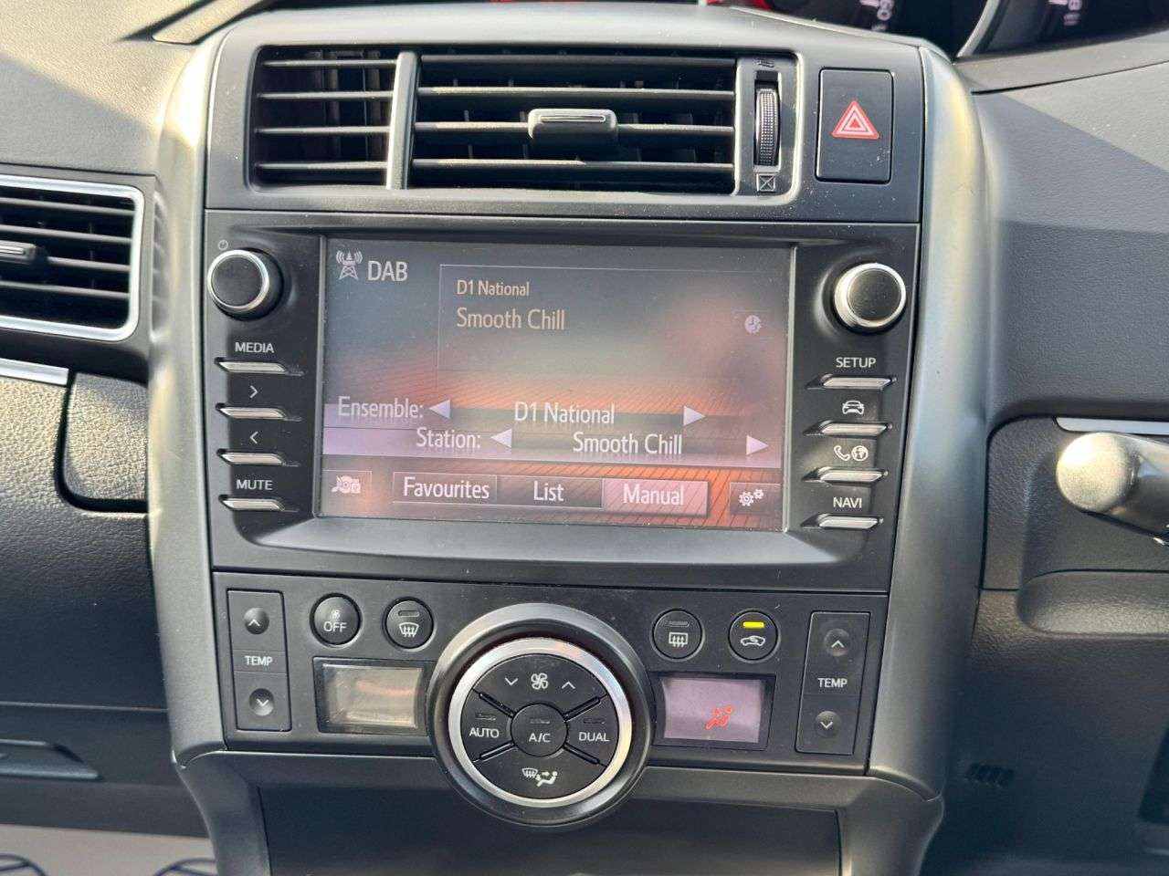 2017 TOYOTA VERSO 2017 TOYOTA VERSO