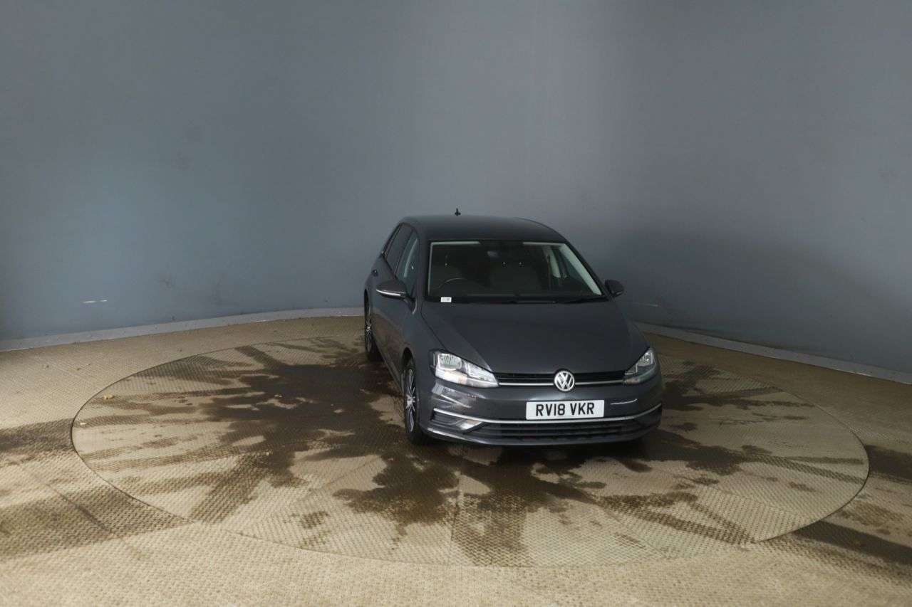 2018 VOLKSWAGEN GOLF 2018 VOLKSWAGEN GOLF