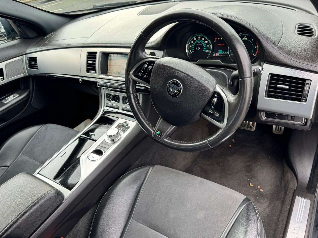 2014 JAGUAR XF 2014 JAGUAR XF