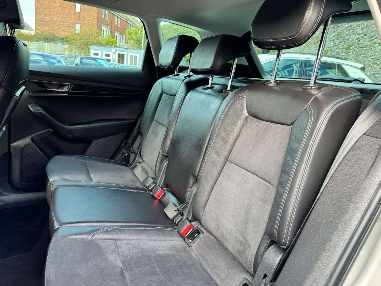 2018 SKODA KAROQ 2018 SKODA KAROQ