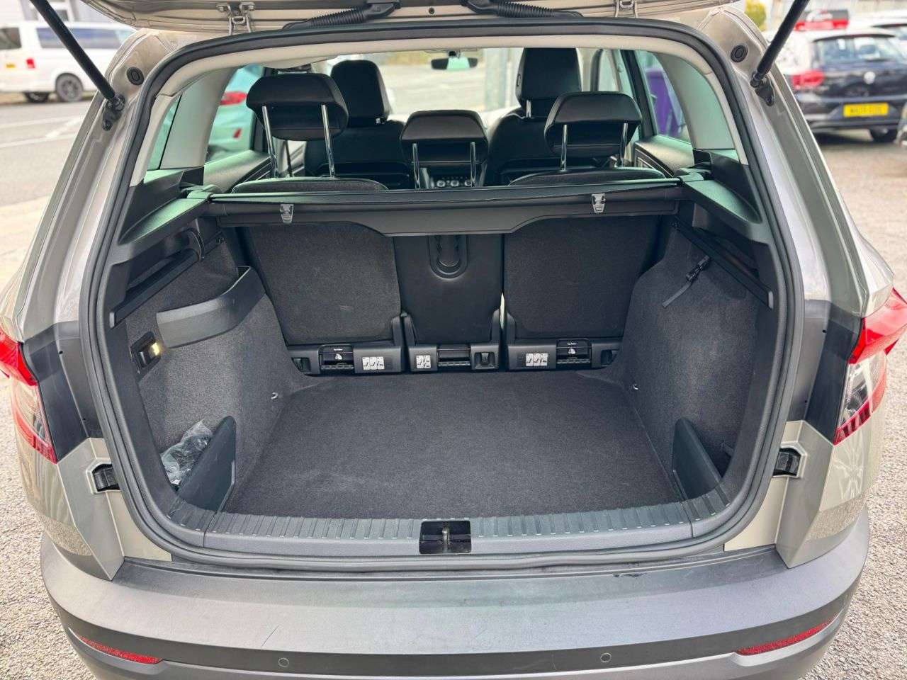 2018 SKODA KAROQ 2018 SKODA KAROQ