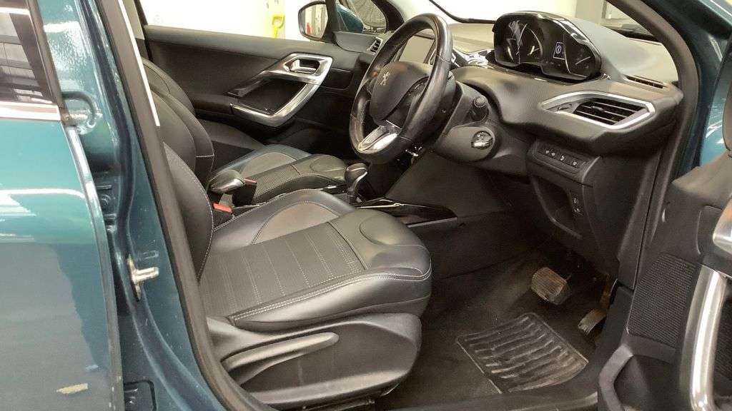 2016 PEUGEOT 2008 2016 PEUGEOT 2008